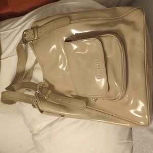 Ted Baker London patent leather bag. Nude color. New with Beautiful,roomy